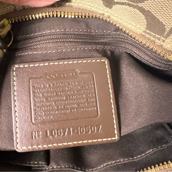 Coach Hamptons Signature Carryall Satchel tan signature canvas leather trim - Picture 12 of 13